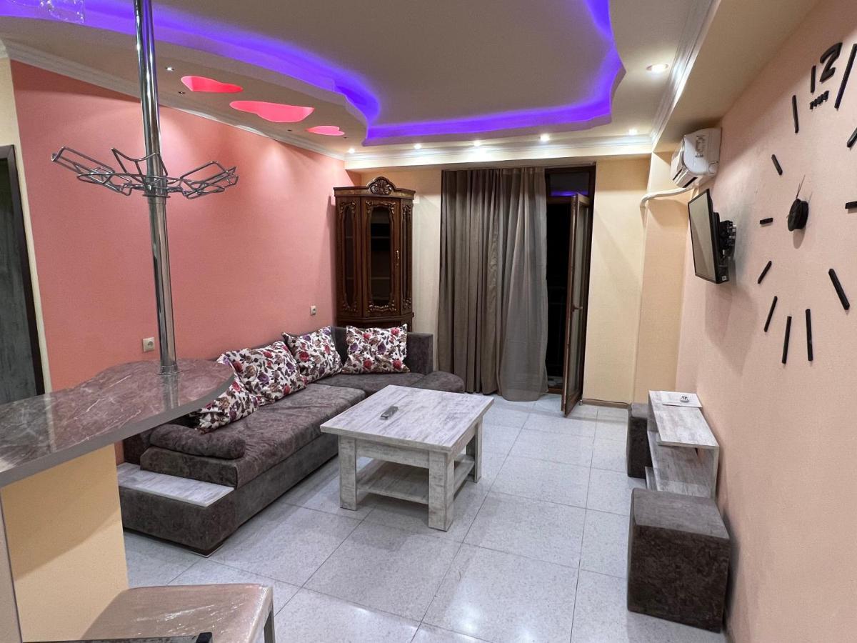 Apartment In Yerevan Komitas K3 מראה חיצוני תמונה